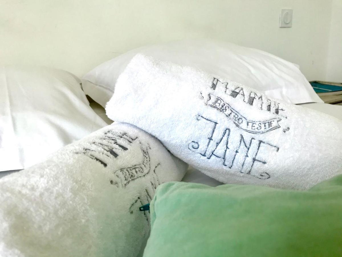 Готель Mamie Jane Co-Munity Екс-ле-Бен Екстер'єр фото